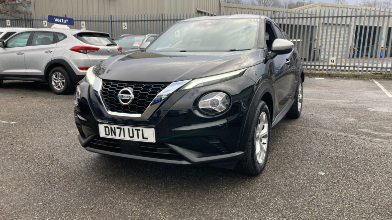 Nissan Juke 1.0 DiG-T 114 N-Connecta 5dr DCT Petrol Hatchback